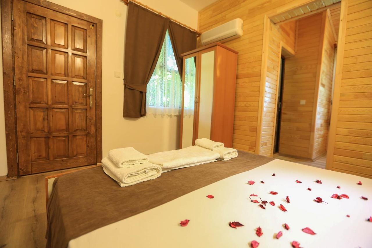 Bed and Breakfast Tunays Pansiyon Чирали Экстерьер фото